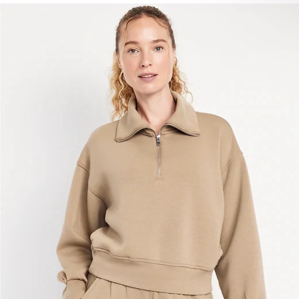 Old Navy Women's Tan Half-Zip Sweatshirt Pullover